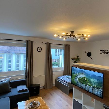 Charlie , Solingen Mitte, Ferien/Messe Wohnung Fuer Bis Zu 5 Personen Εξωτερικό φωτογραφία