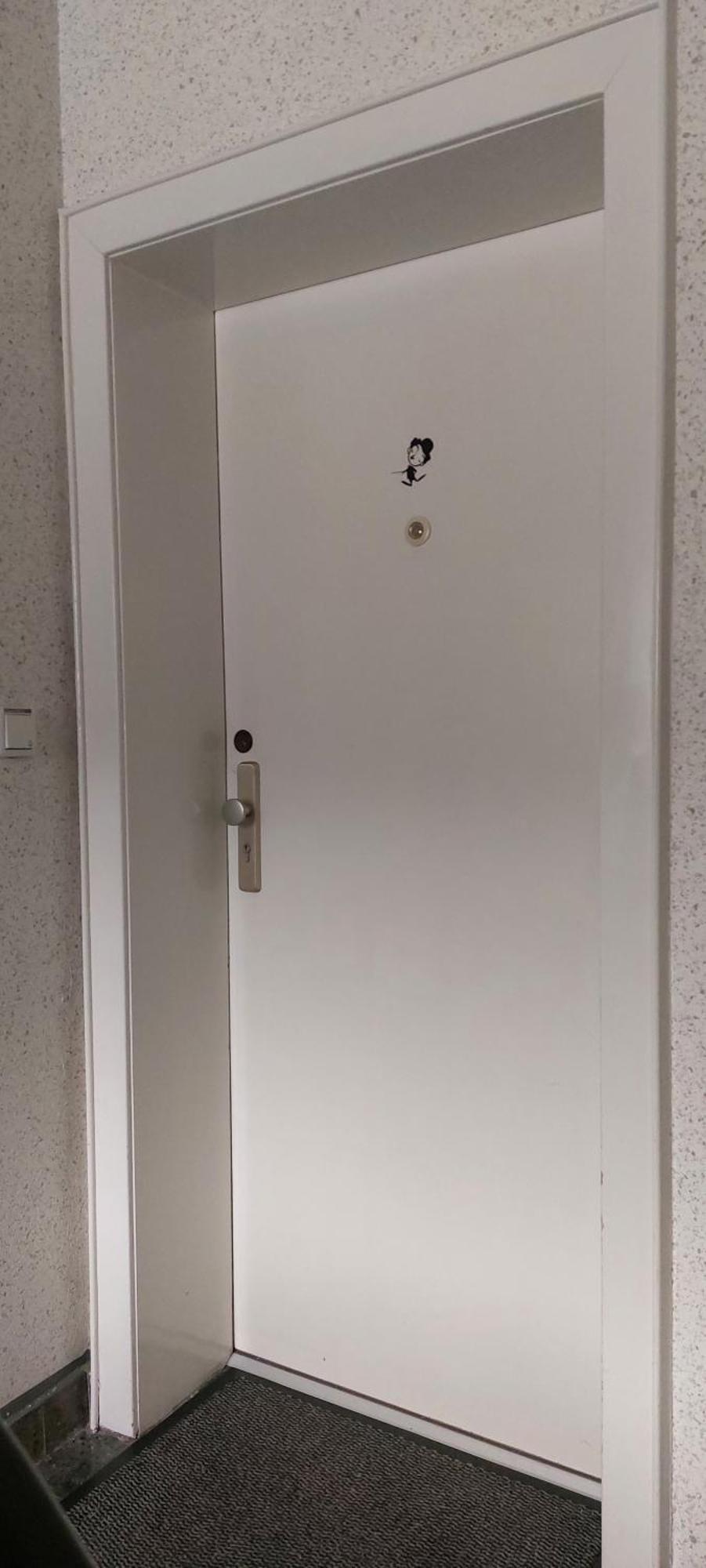 Charlie , Solingen Mitte, Ferien/Messe Wohnung Fuer Bis Zu 5 Personen Εξωτερικό φωτογραφία